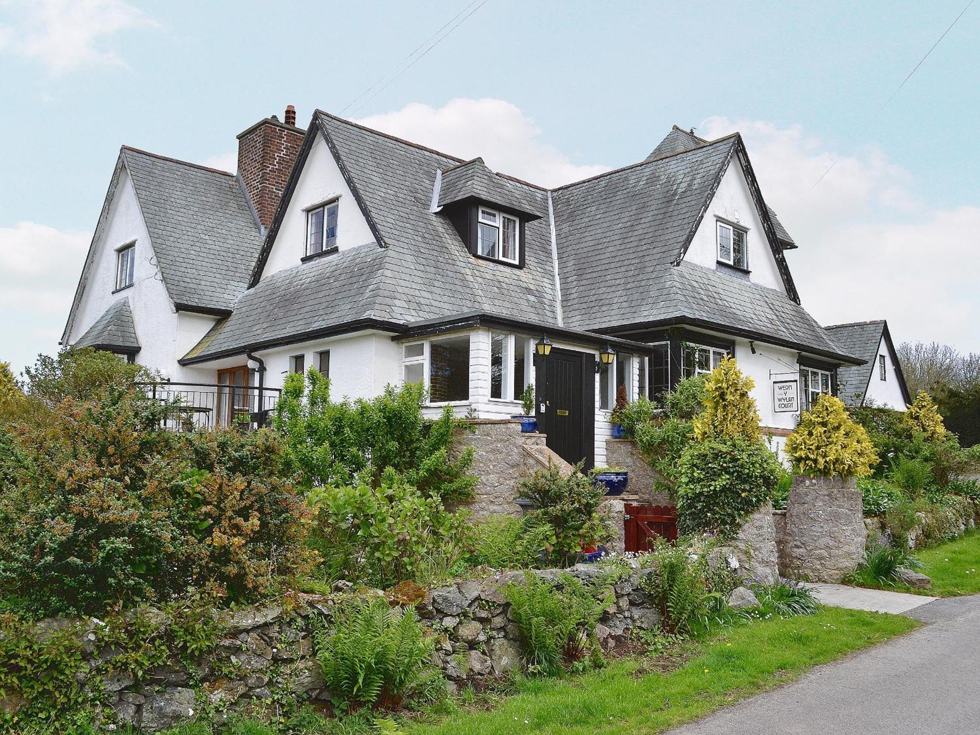 Wern Y Wylan Court Llanddona Exterior foto
